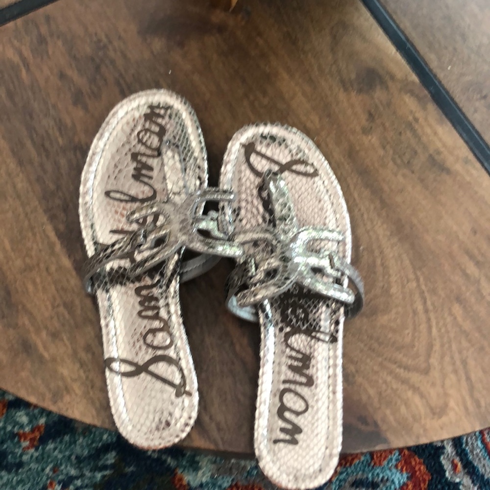 Sam Edelman pewter sandals BNWOT !! 7.5